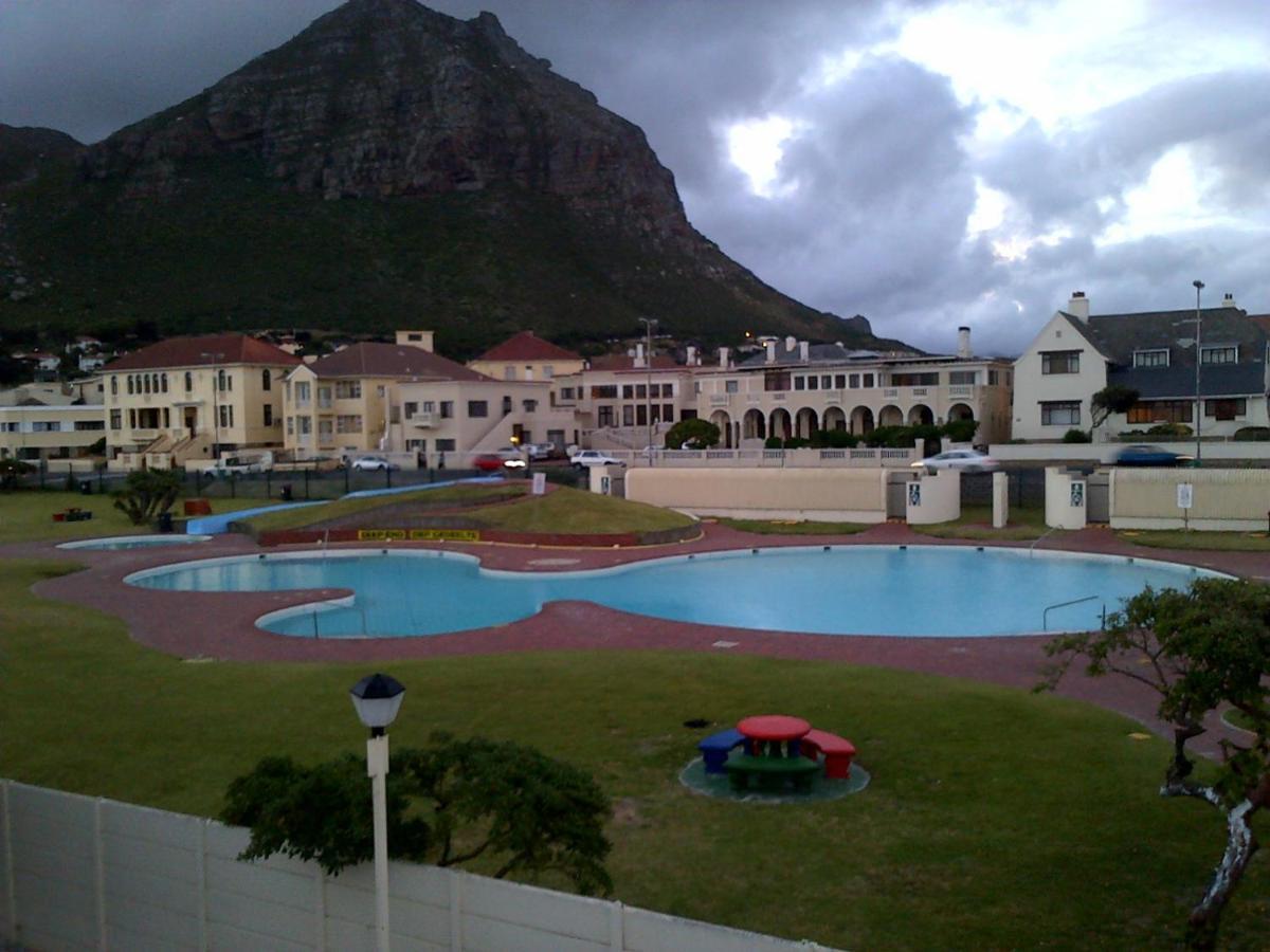 Royal@Sea2 Hotel Muizenberg Exterior photo