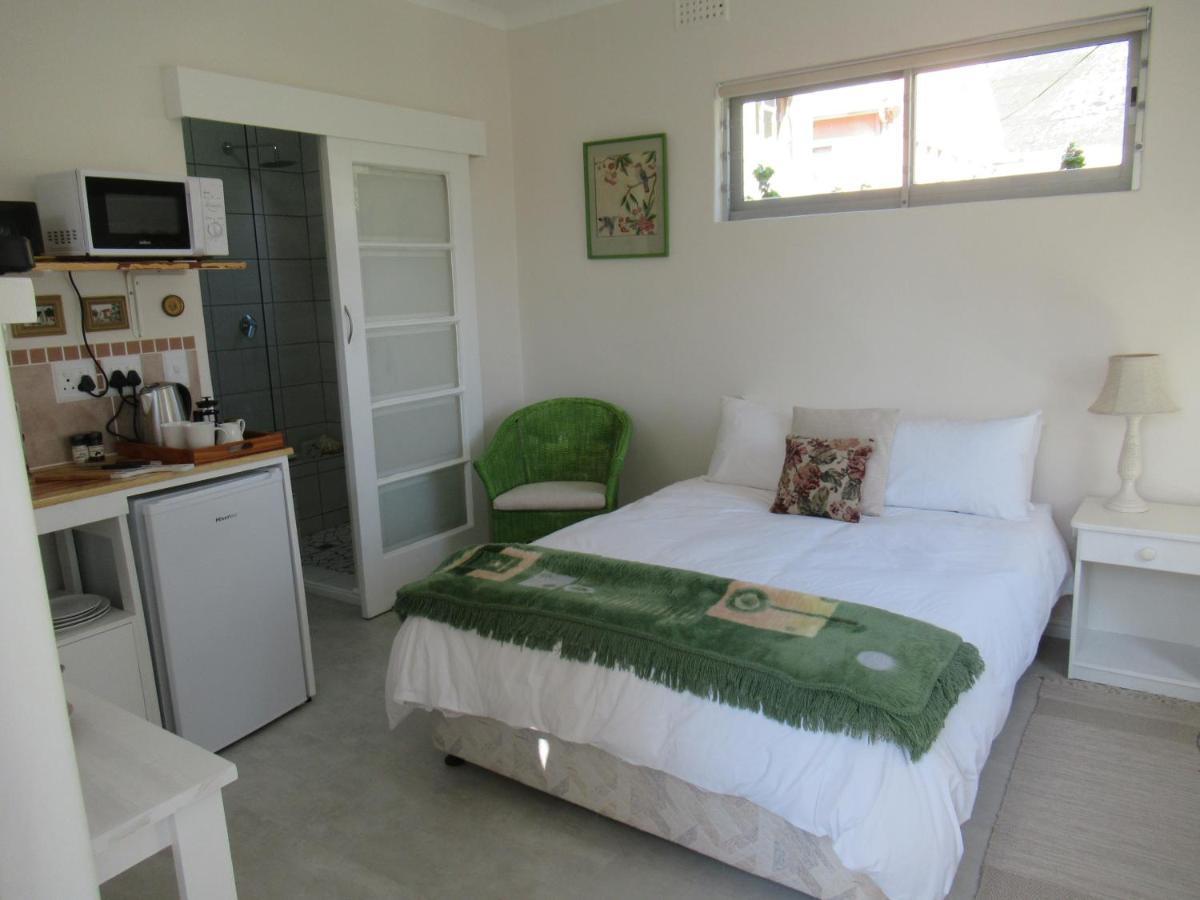 Royal@Sea2 Hotel Muizenberg Exterior photo